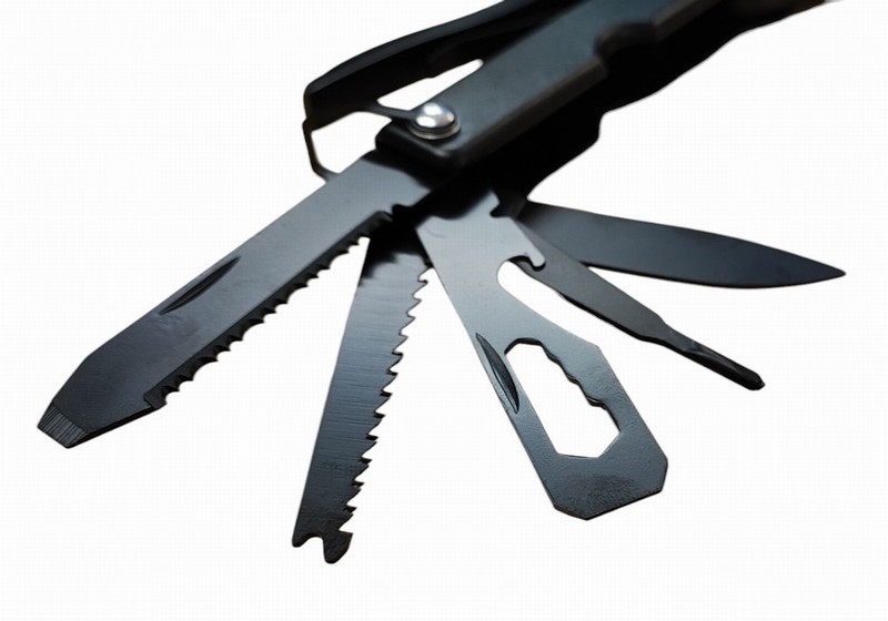 Camping WARRIOR Multi Tool in Holster - Image 5