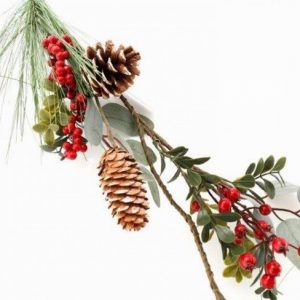 Christmas Decoration Berry & Cone Garland 125cm