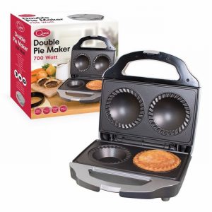 Pie Maker 700Watt Includes Cutters