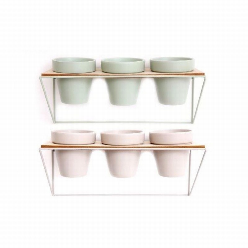 Planter Triple in Wall Mounted Wire Frame Green