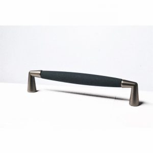 Handle D Metal & Blue Wood