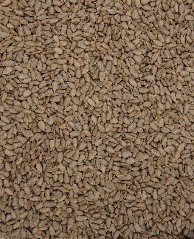 Bird Feed Sunflower Hearts 2Kg - Image 2